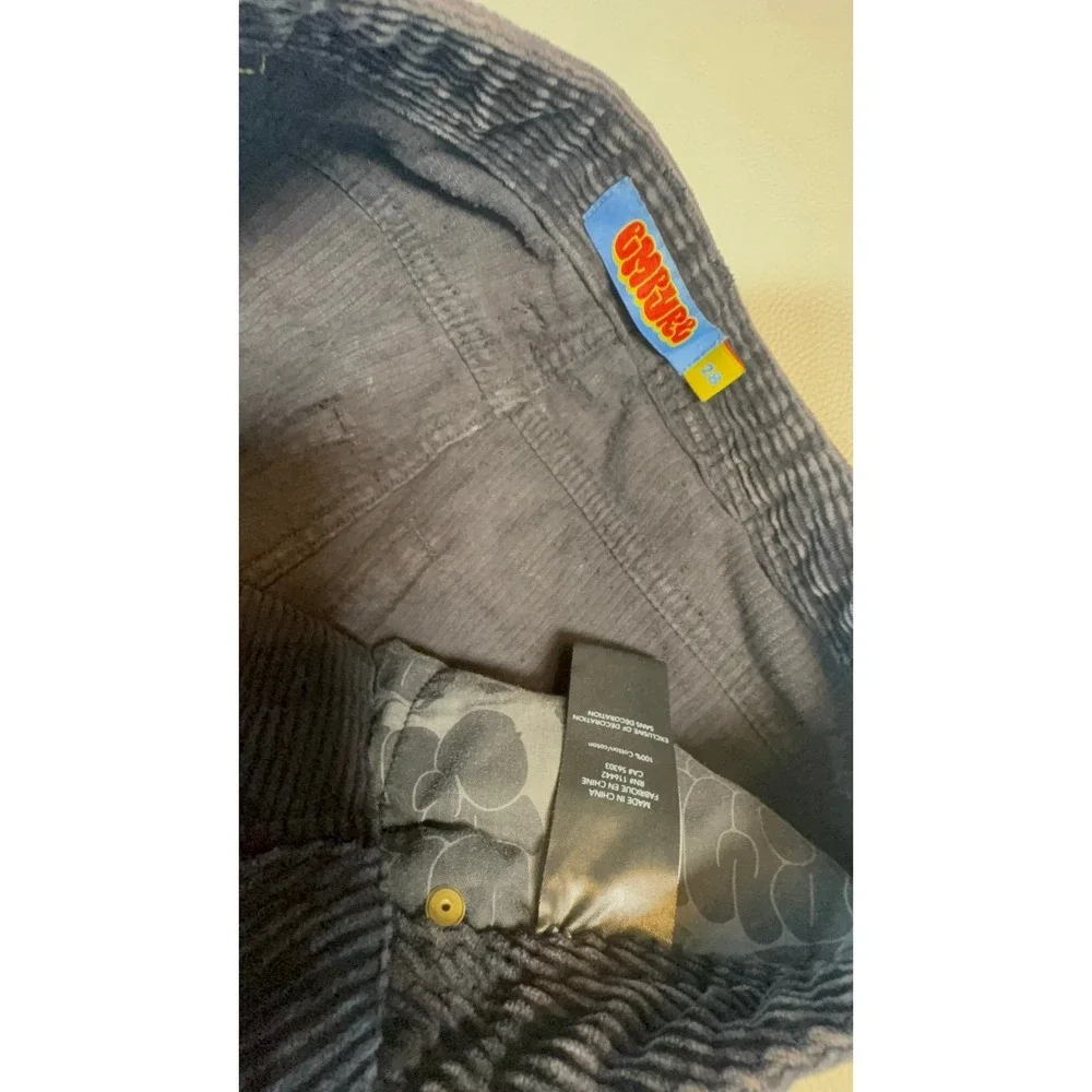 Women's size 28 Empyre corduroy gray pants. EUC.